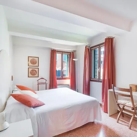 Ca' De La Comare, Relaxing And Elegant Apartment On Canal Grande Venice Exterior photo